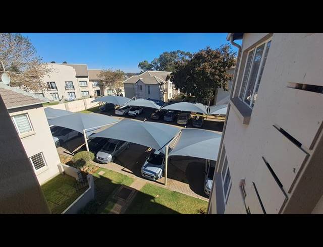 2 BEDROOM TOWNHOUSE FOR SALE IN KLIPPOORTJIE